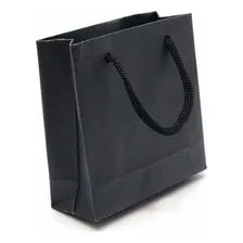 10 Sacolas De Papel P/ Presente 10x10x4cm: Alça De Cordão Cor Preto Foto mini 1