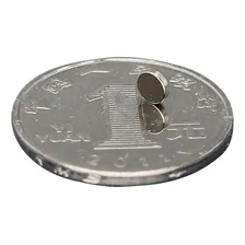 1.000pcs. Imã De NeodÃmio 4x1 Redondo Pequeno 4mm X 1mm N35 Foto mini 3