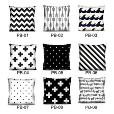 2 Almofadas Preto E Branco A Escolher Tam 42x42 C/enchimento Desenho Do Tecido Estampado Foto mini  3
