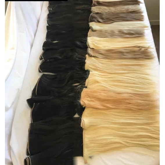 30 extensÔes de cabelo naturais de 40/45 cm de comprimento Foto 1