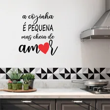 Adesivo Parede Frase Cozinha Pequena Cheia De Amor Coração Cor Preto Fosco Foto mini  2