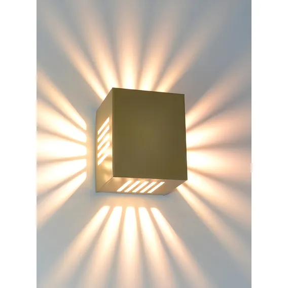 Arandela Quadrada 20 Facho Efeito Parede Moderna Luz Muro G9 Cor Dourado Foto 1