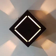 Arandela Quadrada Efeito 4 Fachos Frisos Cor Branco-liso Bivolt Foto mini 4