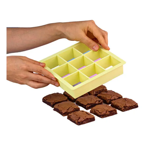 Aro Cortador De Brownie E Bolos - 9 Cavidades - 5x5 Cm Foto 1