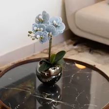 Arranjo Orquídea Silicone Com Vaso Vidro Ônix Espelhado Cor Azul Foto mini 4