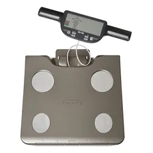 Balança corporal digital pediátrica Tanita BC-601 dourada até 150 kg Foto mini  3