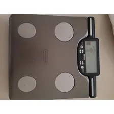 Balança corporal digital pediátrica Tanita BC-601 dourada até 150 kg Foto mini 4