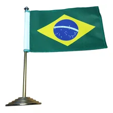 Bandeira Do Brasil De Mesa Com Mastro Foto mini  3