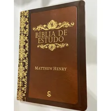 Bíblia De Estudo Matthew Henry: Bíblia Sagrada Matthew Henry Capa Marrom, De Matthew Henry. Série 1, Vol. 1. Editora Sbb, Capa Mole, Edição 1 Em Português, 2022 Foto mini 1