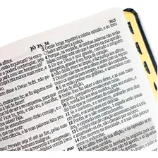 Biblia Sagrada Letra Gigante Luxo Popular - Preto - Com Harpa: Bíblia Sagrada Letra Gigante Preta, De João Ferreira De Almeida. Bíblia Sagrada, Vol. Único. Editorial Cpp, Tapa Dura En Português, 2021 Foto mini  3