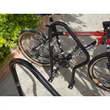 Bicicletário De Chão Em R 2 Vagas P/parafusar Preto Altmayer Foto mini 2