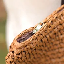 Bolsa Palha Quadrada Forrada Primavera Verão Alça Cor Bege E Foto mini  3