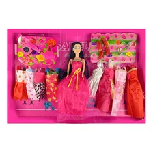 Boneca Isabebella Com Vestidos E Acessorios Foto mini 3