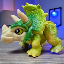 Boneco Triceratops Dinossauro Grande Vinil Jurassic World Foto mini  2