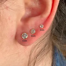 Brinco Em Ouro 18k De Zirconia 5mm Castroado Com Caixinha Foto mini 3
