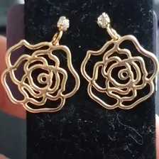Brincos Rommanel Base Cristal Com Rosa Vazada Fol 18k 523542 Cor Dourado Foto mini 4