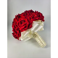 Buquê De Noiva Rosas Vermelhas Cetim Cor Creme Perolado Foto mini  3