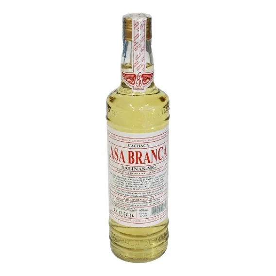 Cachaça Asa Branca Amburana 670 Foto 1