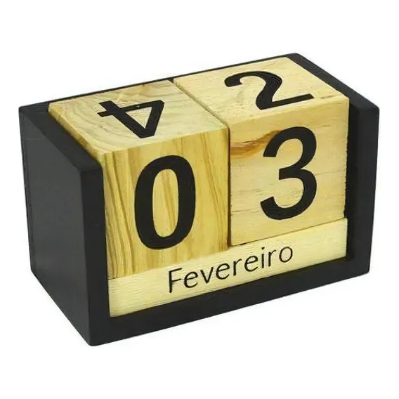 Calendário Decorativo Permanente Em Madeira Foto 1