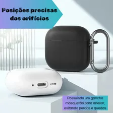 Capinha Case Para AirPods 4 Geração 4 Silicone Macia Com Gancho Mosquetão Foto mini 4