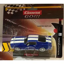 Carrinho de Autorama Ford Mustang 1967 escala 1:43 Carrera Go Foto mini 2