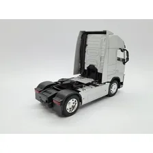 Carrinho De Ferro Miniatura Volvo Fh Coleção Caminhão Cor Prata Foto mini 4