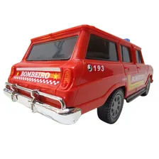 Carro Miniatura Veraneio Serviços Brinquedo Chevrolet Antiga Cor Vermelho/bombeiro Foto mini 1
