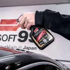 Cera Líquida Automotiva Com Carnaúba Luxury Gloss Soft99 Foto mini 4