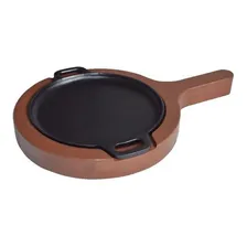 Chapa Petisco De Ferro Redonda Com Suporte De Madeira 20cm Foto mini 1