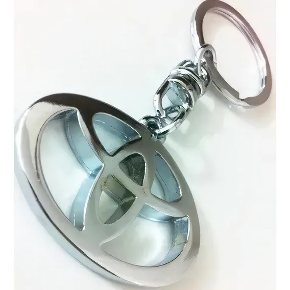 Chaveiro Toyota Em Metal 4cmm Girat贸rio Corola Camry Hilux Foto 1