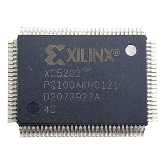 Ci Xc5202 Pq100akm0121 Qfp-100 Fpga Xilinx Foto 1