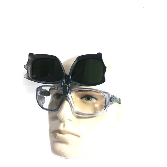 Clipon Para Oculos Univet 5x9 Foto 1