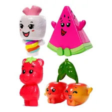 Coleção 04 Mini Bonecos Colecionáveis - Personagens Amigos Da Boneca Barbie Princesa Dreamtopia - Mattel Brinquedos : Melancia + Marshmallow + Urso Ursinho Morango + Casal De Maçãs Foto mini 2
