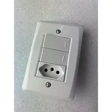 Conjunto 4x2 Lux2 - 2x Interruptor Paralelos + 1x Tomada 10a Foto mini  3