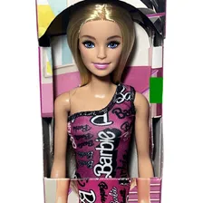 Conjunto Colecionável Casal Bonecos Mattel Brinquedos : Boneca Menina Barbie Loira Fashion Vestido Rosa + Boneco Menino Ken Praia Loiro Foto mini 4