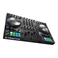 Controlador DJ Native Instruments Traktor Kontrol S4 MK3 preto da 4 canais 127/220V Foto mini 2