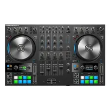 Controlador DJ Native Instruments Traktor Kontrol S4 MK3 preto da 4 canais 127/220V Foto mini 1