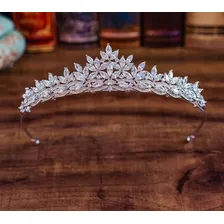 Coroa Tiara Cabelo Noiva Zircônia Princesa Cor Prata Foto mini  2