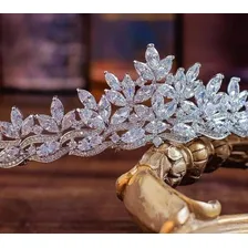 Coroa Tiara Cabelo Noiva Zircônia Princesa Cor Prata Foto mini 4