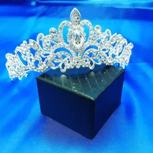 Coroa Tiara Prata Noiva Strass Debutante Barata Foto mini  3