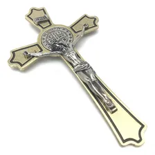Crucifixo Parede Metal São Bento Dourado 17 Cm Foto mini  3