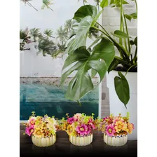 Decoração 3 Mini Vasinhos Cerâmica E Flor Artificial Enfeite Cor Dourado Mini Vasinho Foto mini 2