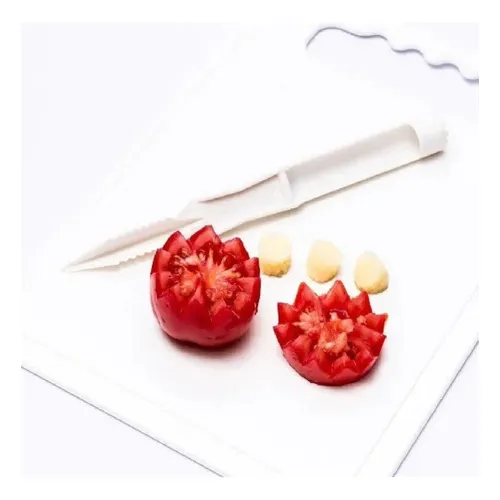 Decorador E Furador De Frutas Legumes Plastico Decoração Cor Branco Foto 1