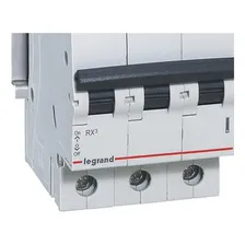 Disjuntor Legrand Din Tripolar 32a 9320 C 419320 Foto mini 2
