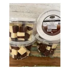 Doce De Leite Com Cocada E Cacau Em Pedaços Tropical 400gr Foto mini  2