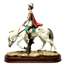 Dom Quixote De La Mancha No Cavalo Foto mini 3