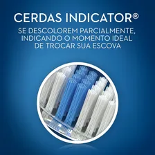 Escova Dental Macia 35 Oral-B Pro-Saúde Indicator Foto mini 2