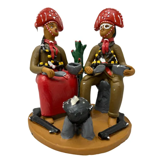 Escultura Barro Casal De Cangaceiros Feita A Mão Exclusiva Foto 1