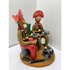 Escultura Barro Casal De Cangaceiros Feita A Mão Exclusiva Foto mini  3