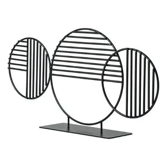 Escultura Em Metal Foto 1